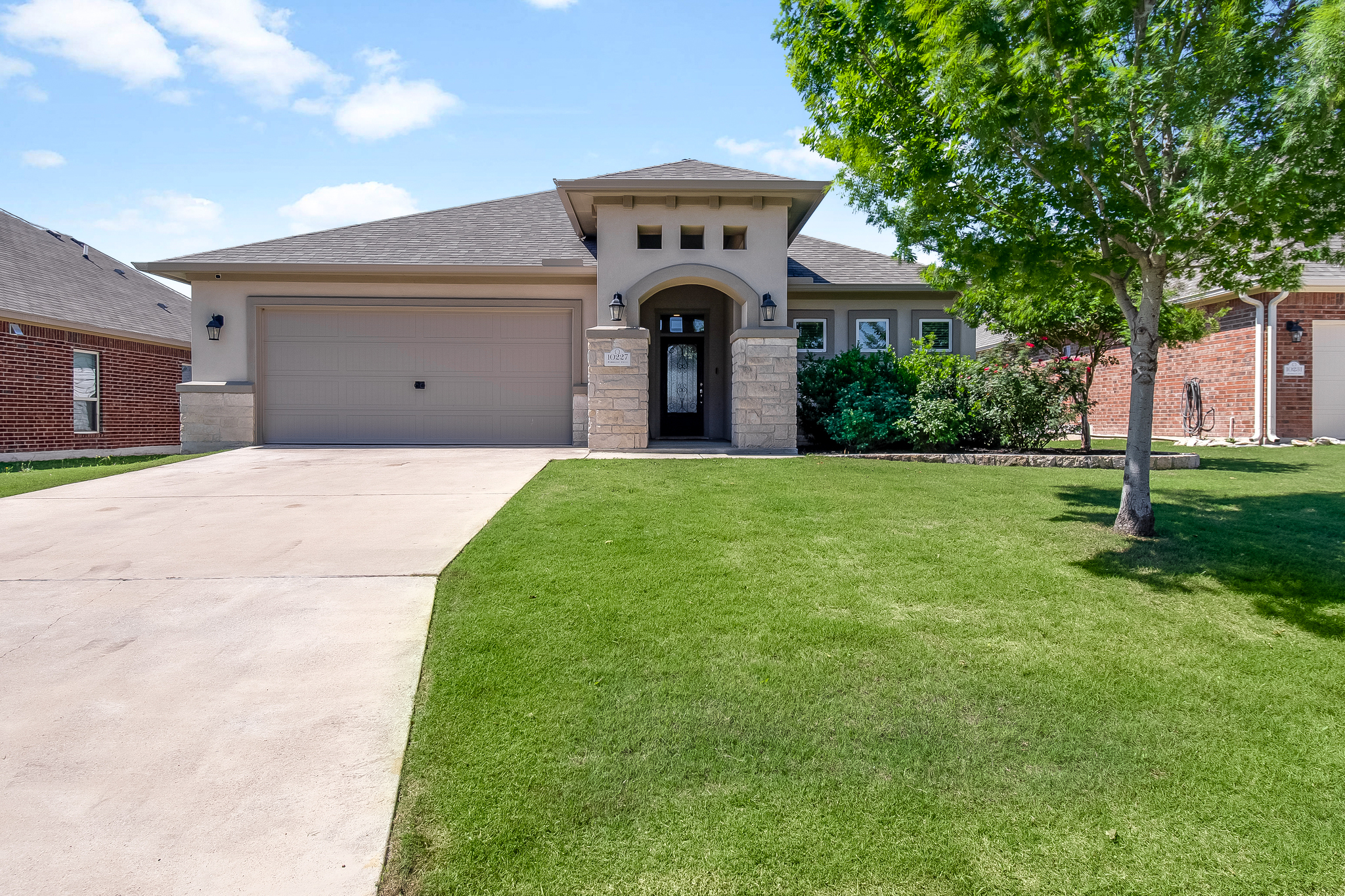 10227 Alamosa Lane