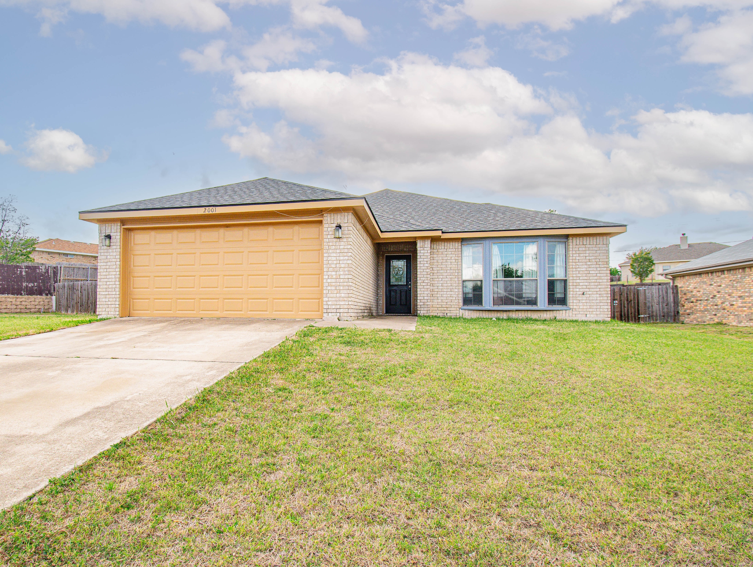 2001 Matt Drive